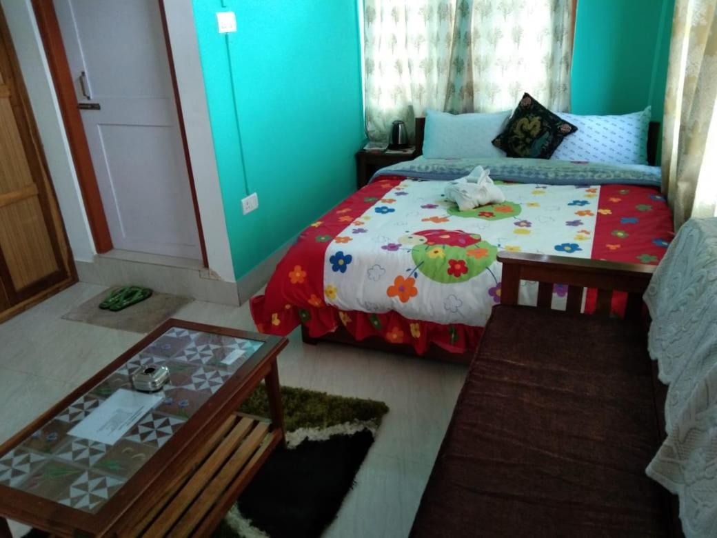 Hotel White Tara Tawang Buitenkant foto