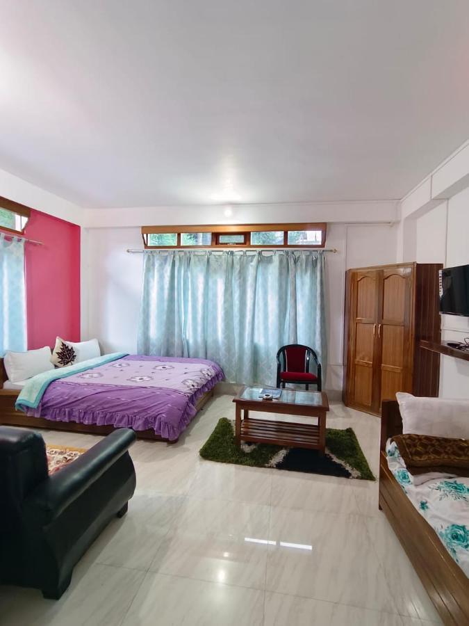 Hotel White Tara Tawang Buitenkant foto
